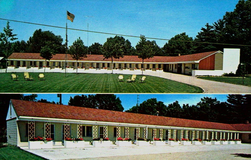 Airline Motel (Motel Haven) - Old Postcard